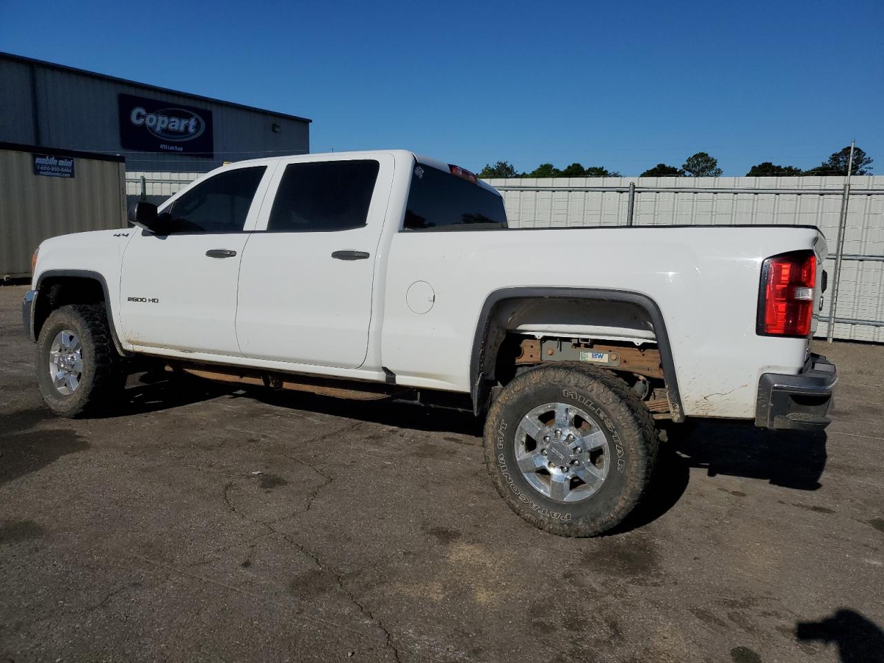 2016 GMC Sierra K2500 Heavy Duty vin: 1GT12RE85GF132583