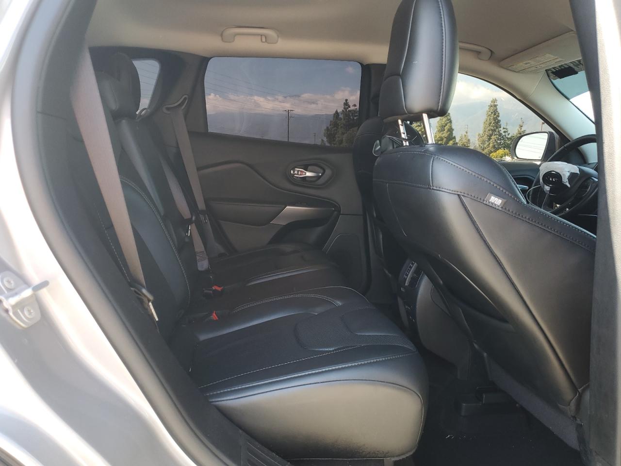 1C4PJLLX7LD634439 2020 Jeep Cherokee Latitude Plus