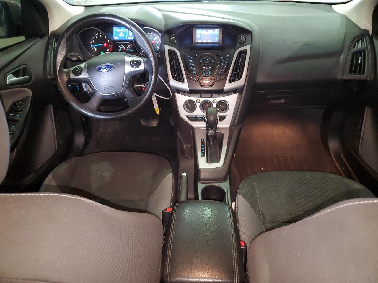 1FADP3F28EL181027 2014 Ford Focus Se