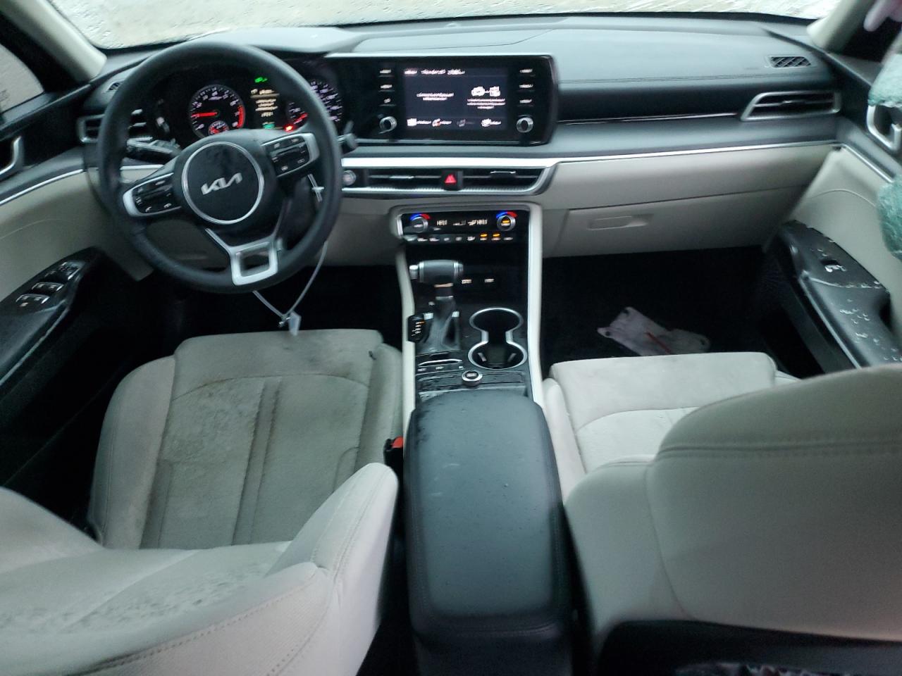 2022 Kia K5 Lxs vin: 5XXG14J29NG158930