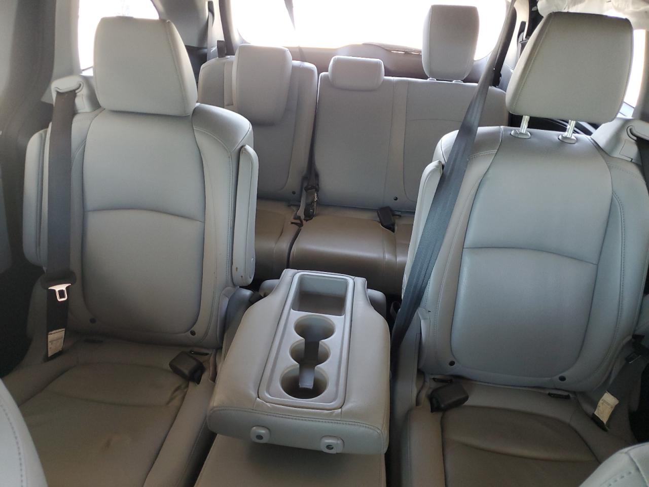 5FNRL6H73KB079798 2019 Honda Odyssey Exl