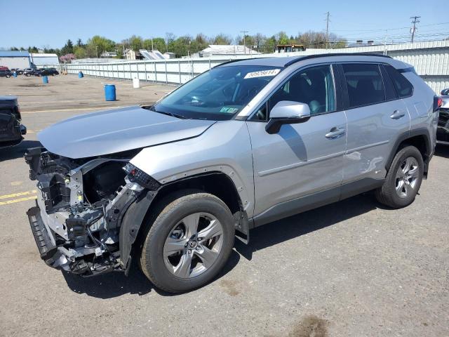 Lot #2538122501 2023 TOYOTA RAV4 XLE salvage car