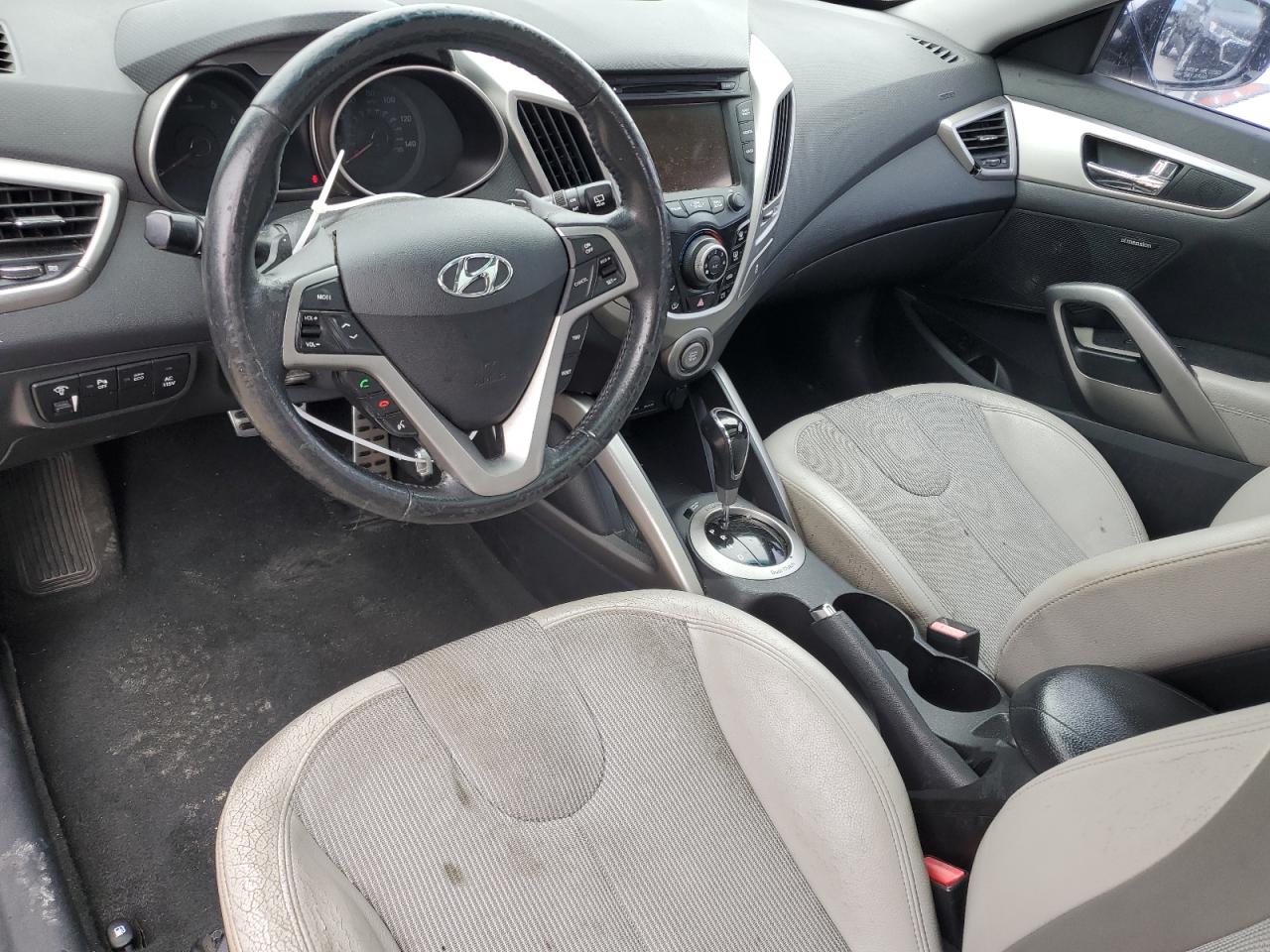 KMHTC6AD5CU059028 2012 Hyundai Veloster