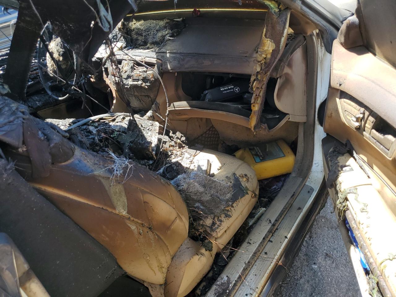 WDDEJ9EB0BA026053 2011 Mercedes-Benz Cl 550 4Matic