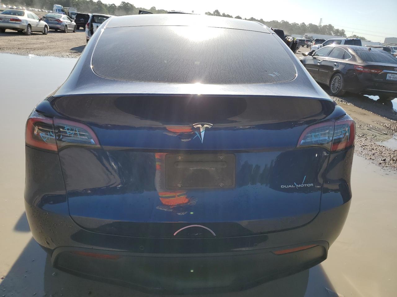 5YJYGDEE2MF063814 2021 Tesla Model Y