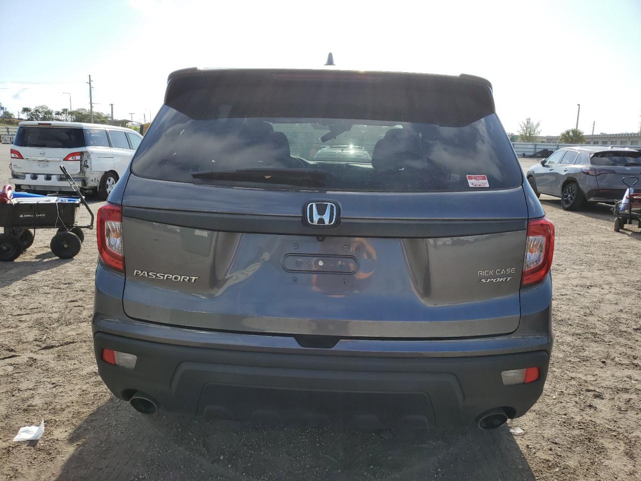 5FNYF7H23KB007657 2019 Honda Passport Sport