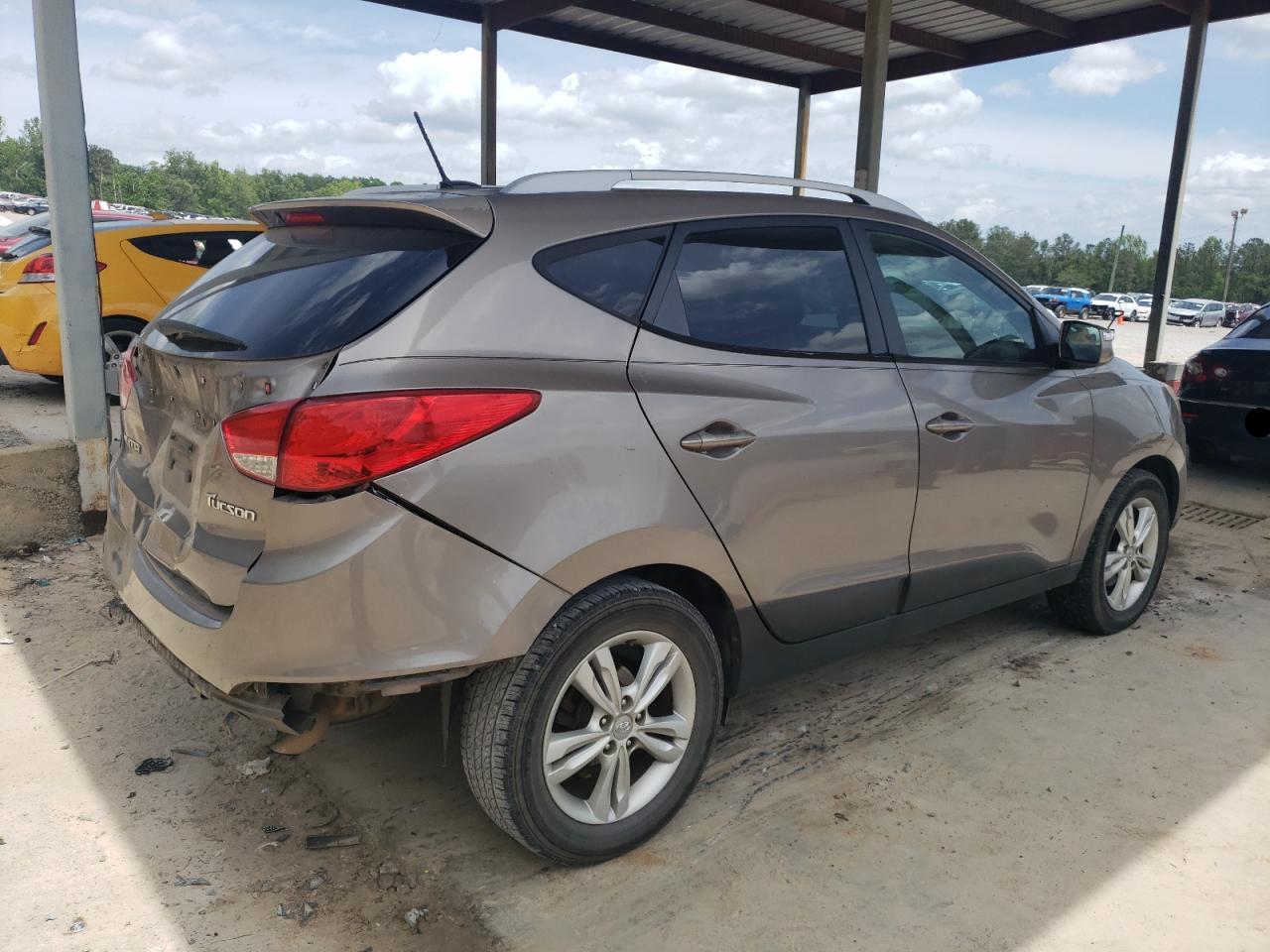 KM8JU3AC4CU487215 2012 Hyundai Tucson Gls