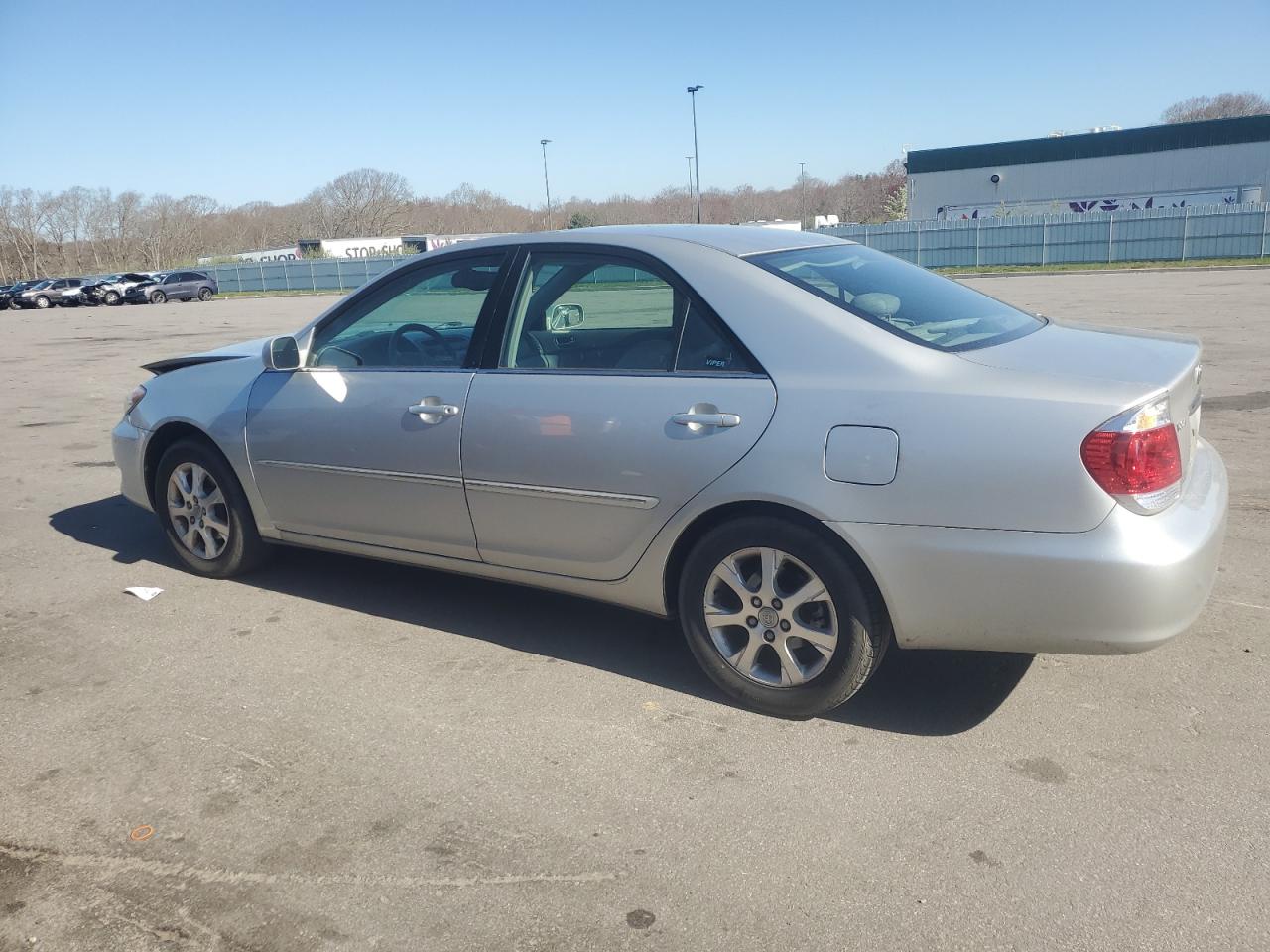 4T1BF32K75U104519 2005 Toyota Camry Le