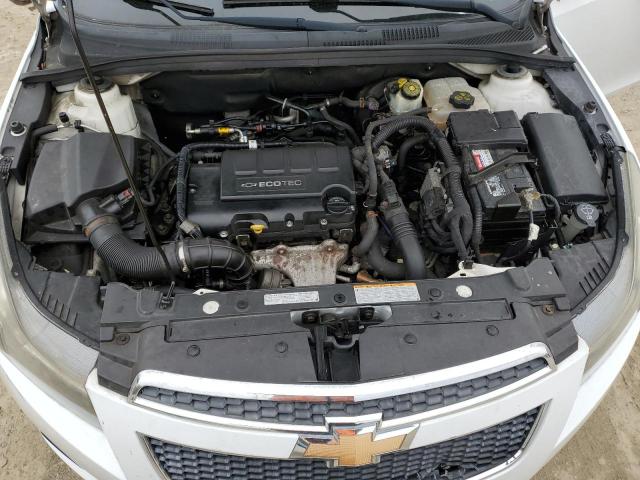 2014 Chevrolet Cruze - Image 11