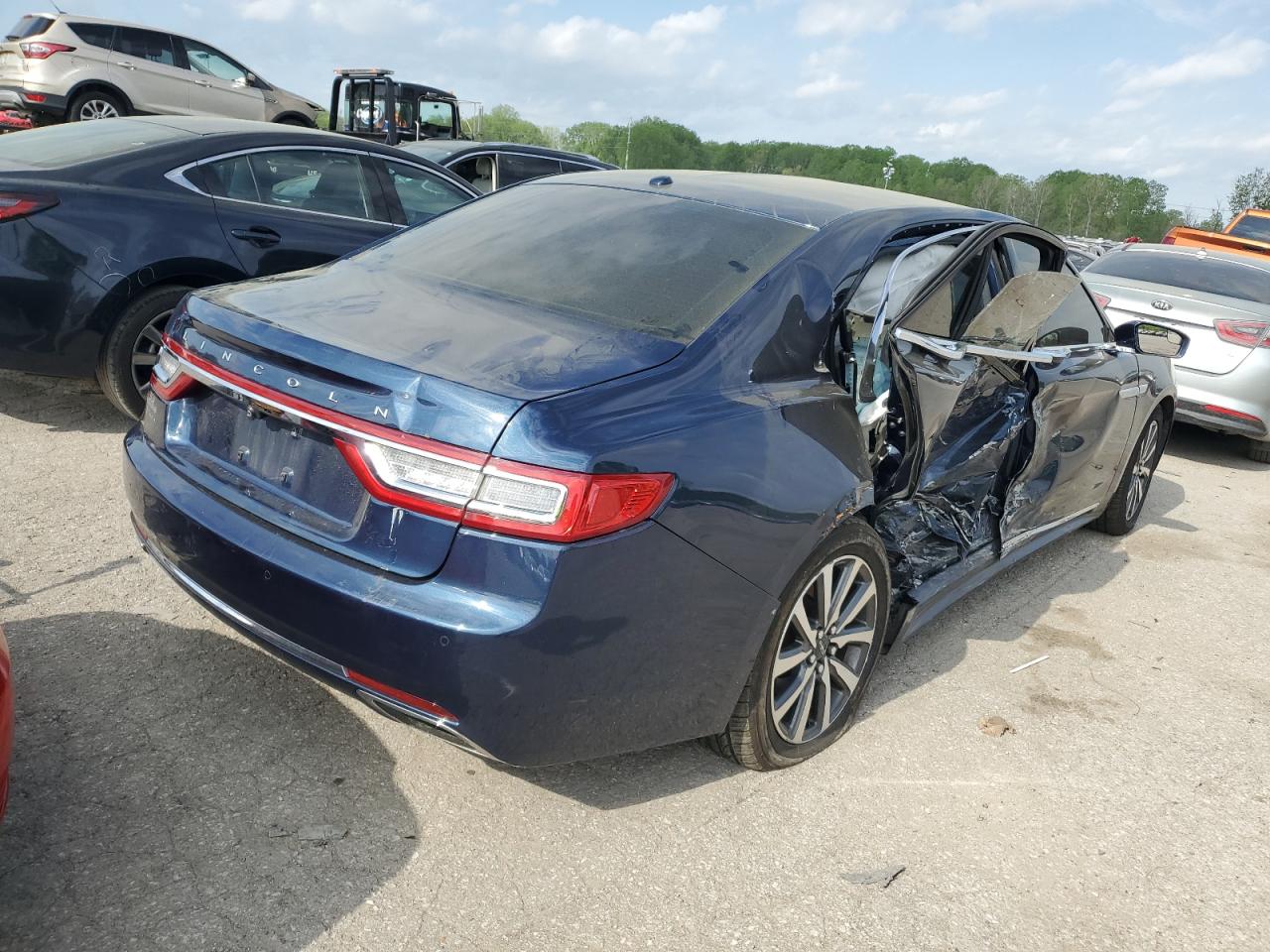 1LN6L9PKXH5600323 2017 Lincoln Continental Premiere