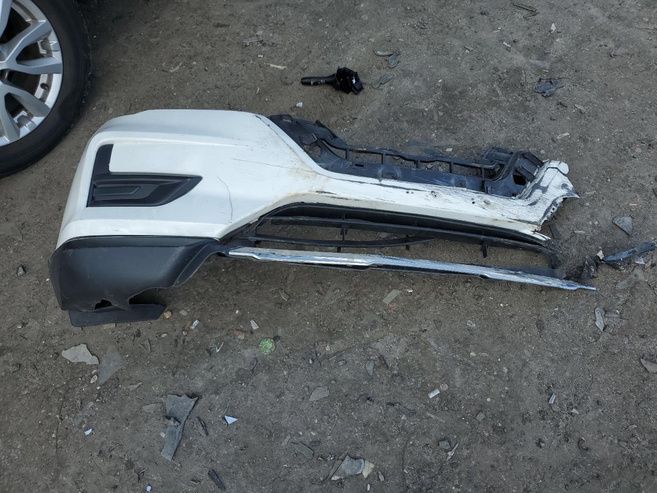 KNMAT2MT9JP589893 NISSAN ROGUE 2018