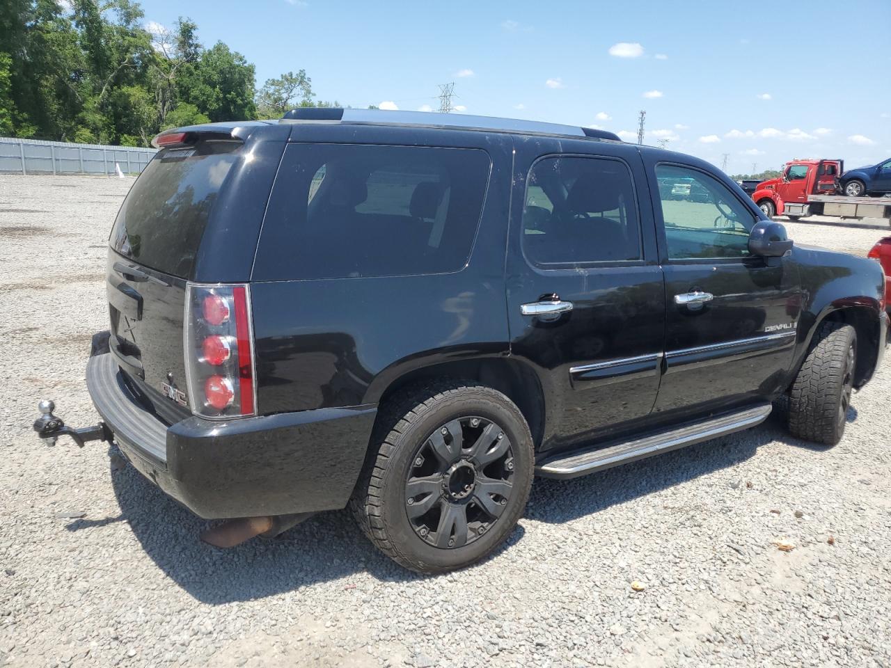 1GKFK63887J353300 2007 GMC Yukon Denali