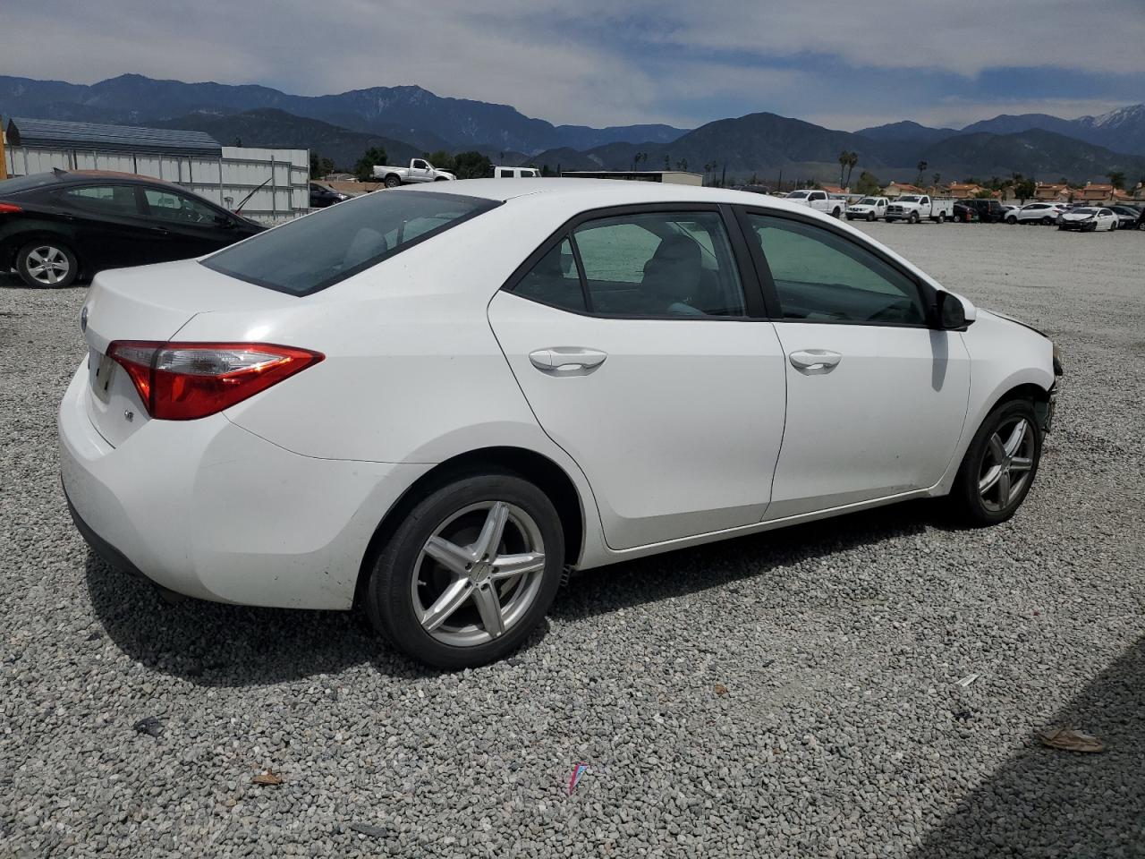 5YFBURHE5FP299615 2015 Toyota Corolla L