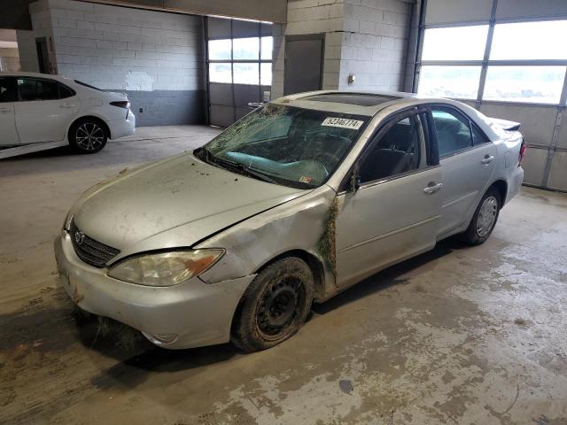 2004 Toyota Camry Le VIN: 4T1BE30K64U277047 Lot: 52346774