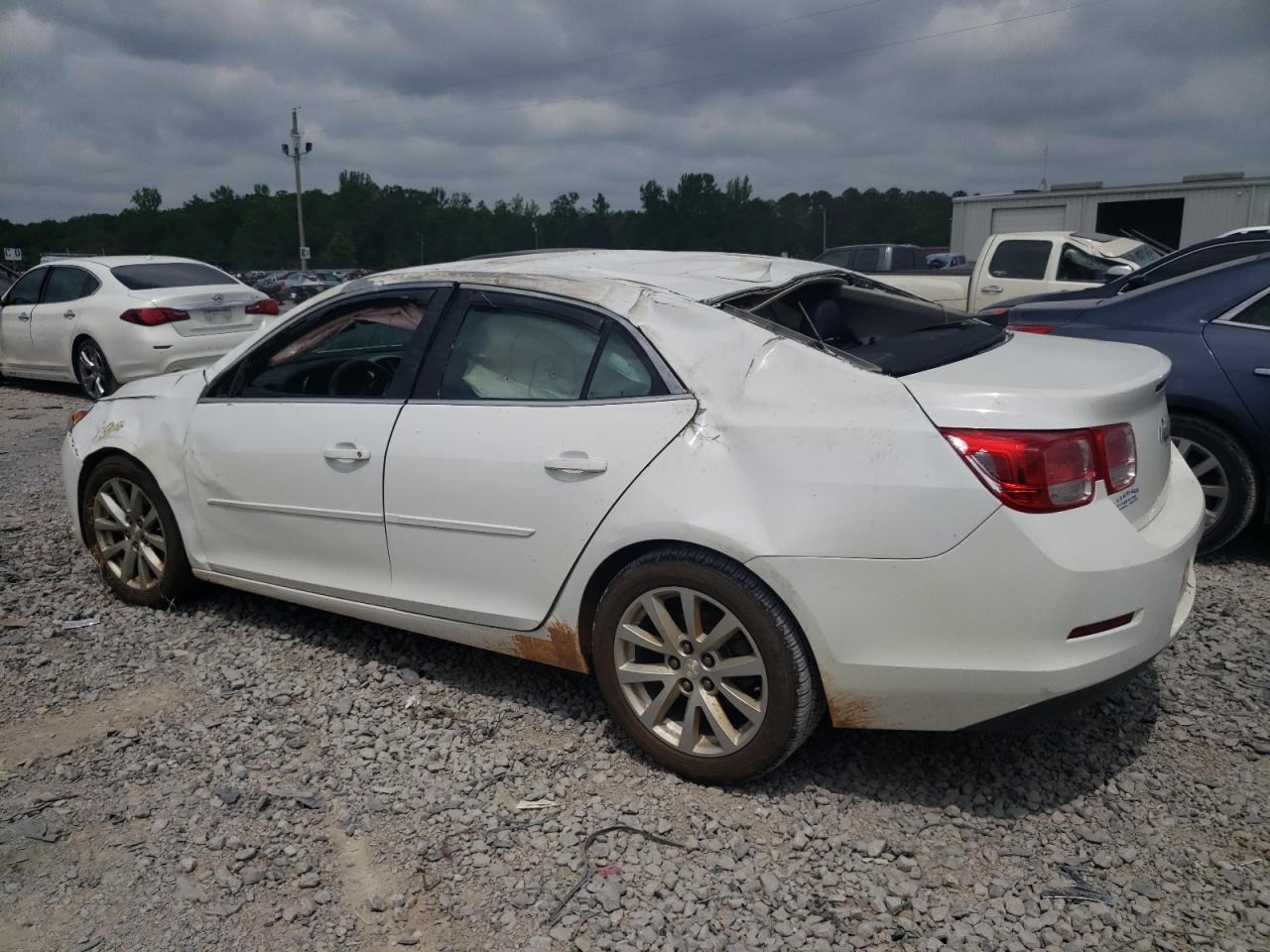 1G11D5SL7FF291365 2015 Chevrolet Malibu 2Lt