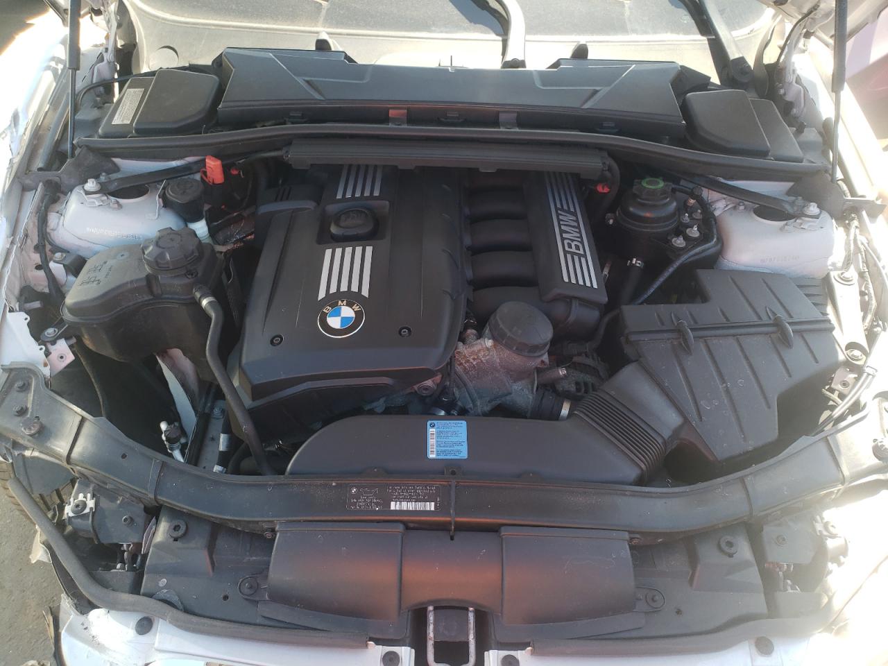 WBAPK7C52BA818946 2011 BMW 328 Xi