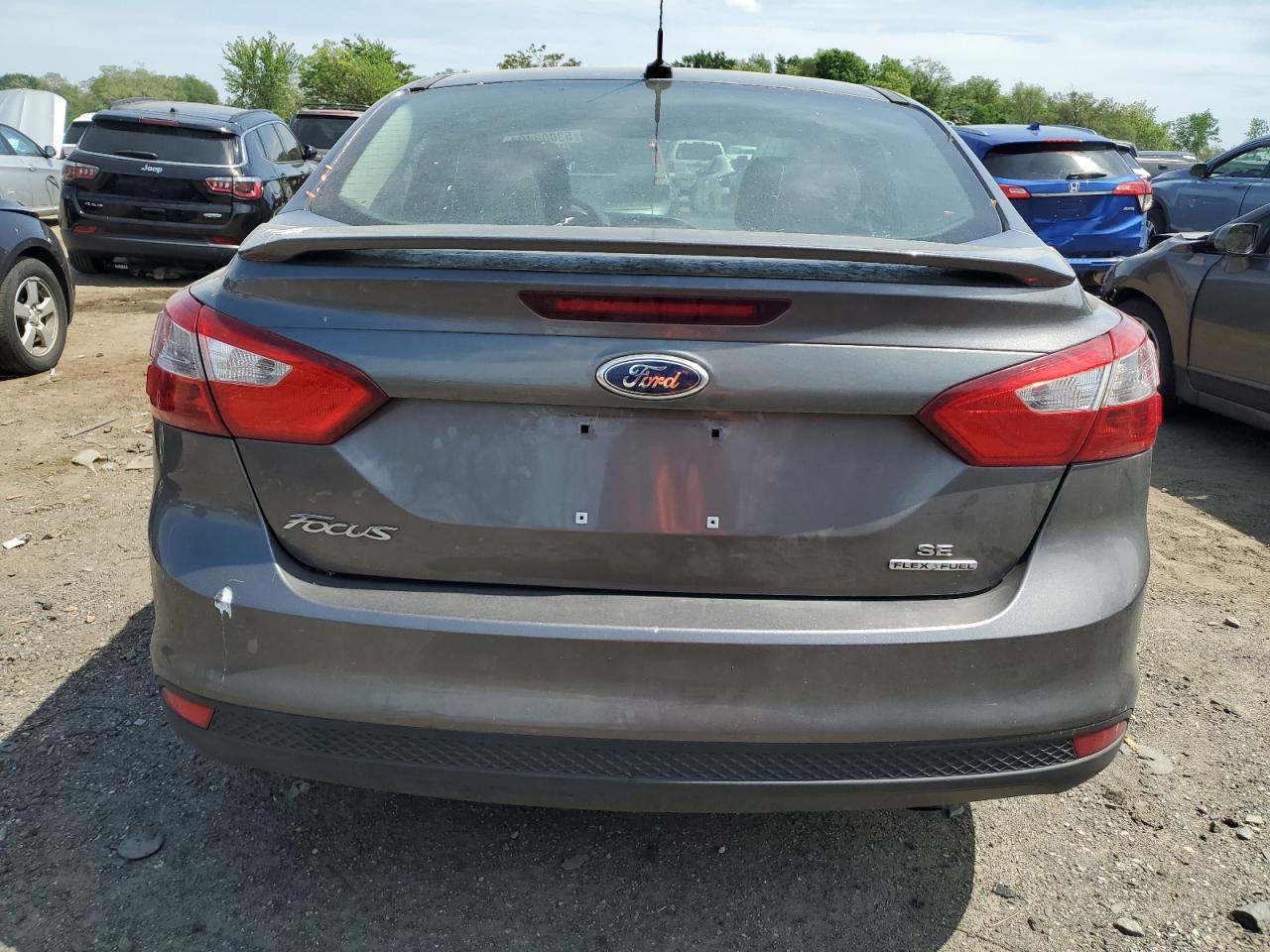 2014 Ford Focus Se vin: 1FADP3F27EL105010