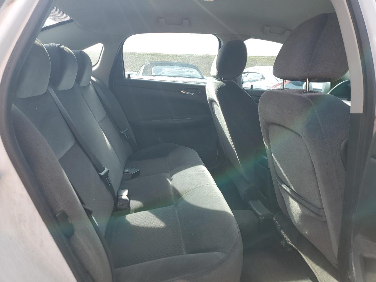 2G1WB5EN2A1196785 2010 Chevrolet Impala Lt