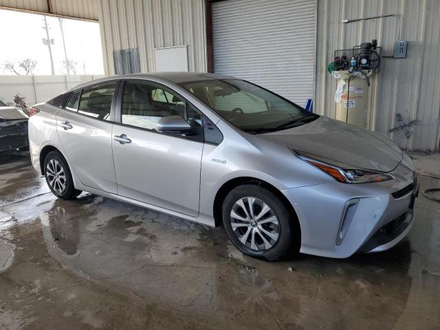 JTDL9MFU8N3034648 Toyota Prius LE 4