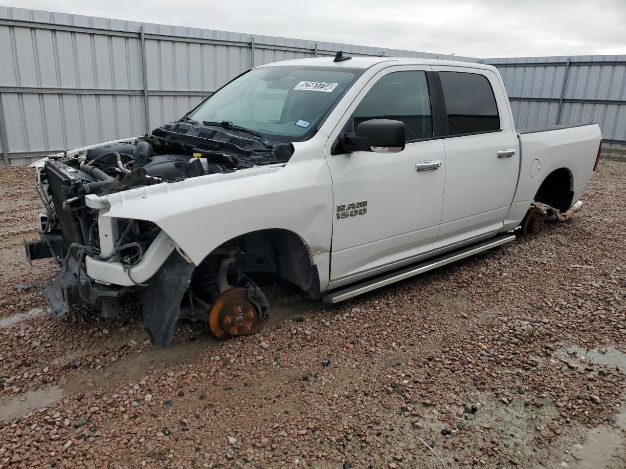 3C6RR7LT5GG352581 2016 Ram 1500 Slt