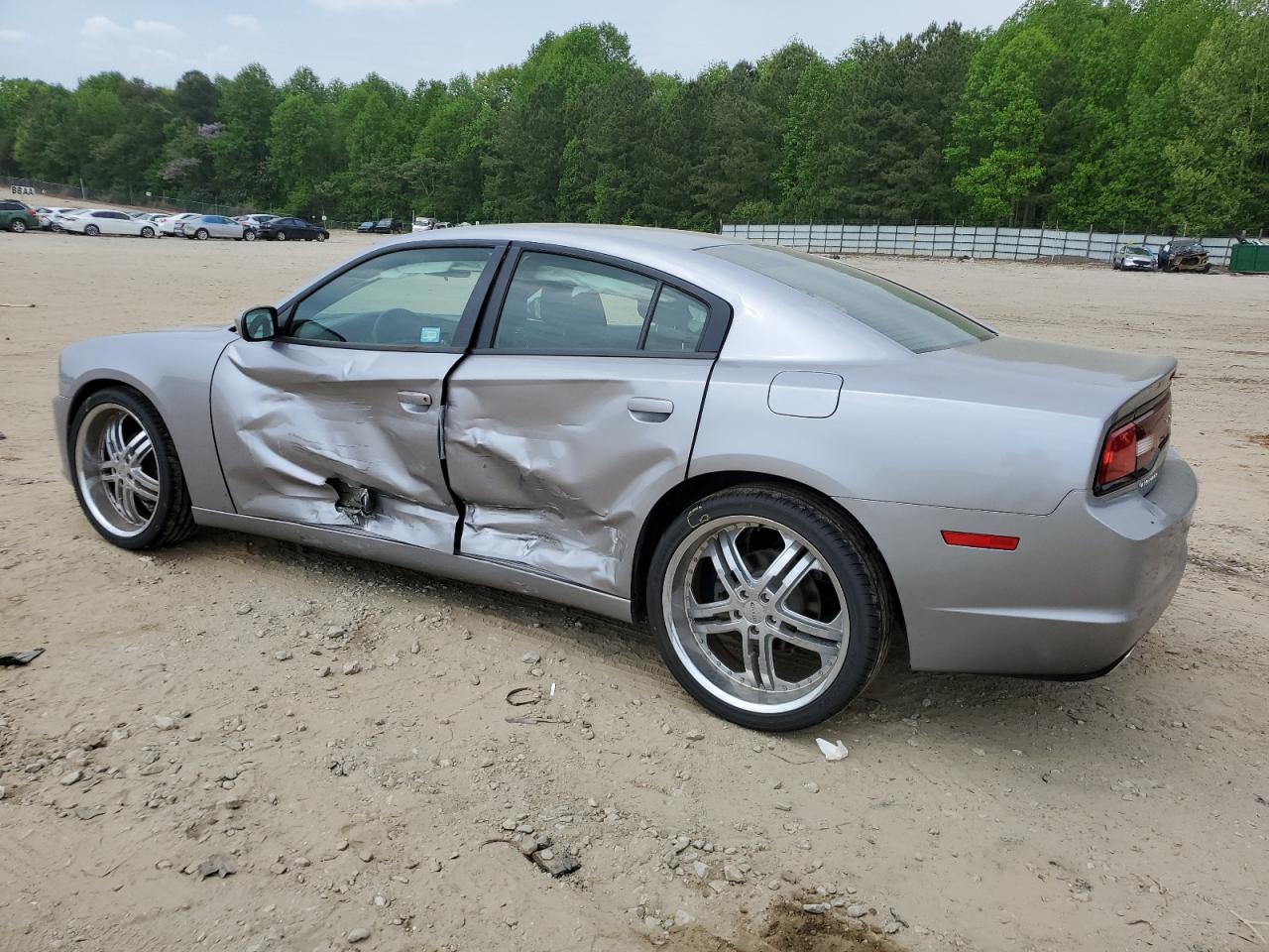 2C3CDXBG3DH637488 2013 Dodge Charger Se