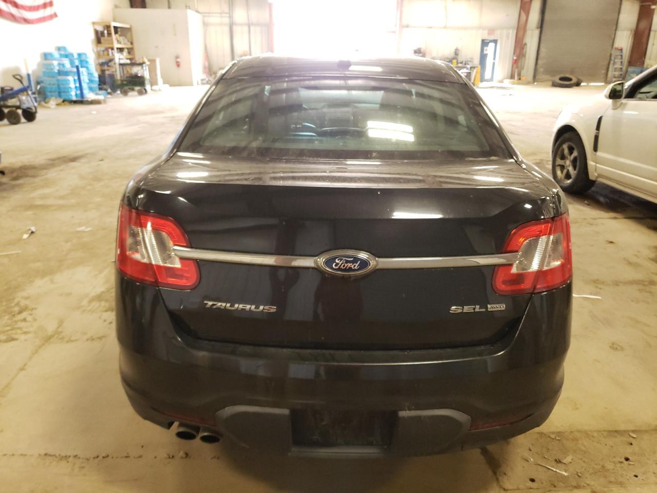 1FAHP2HW8CG138633 2012 Ford Taurus Sel