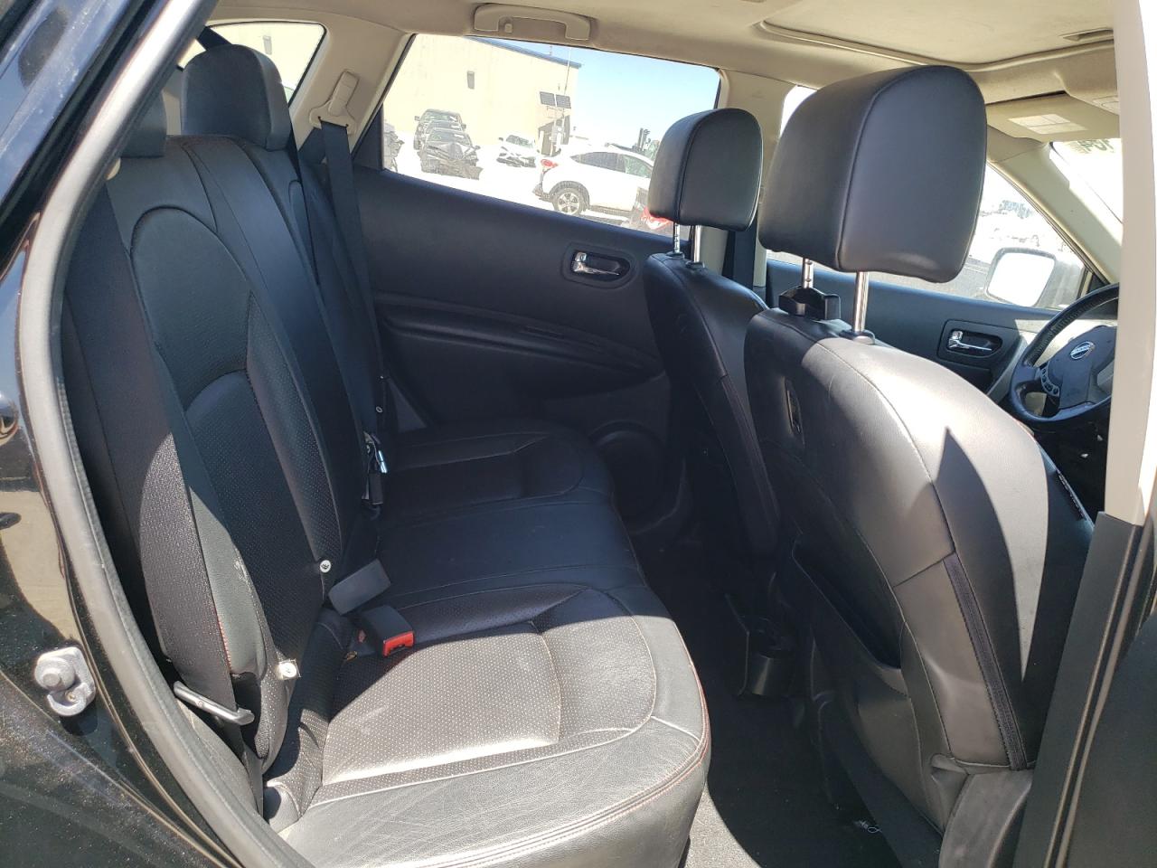 JN8AS5MV7BW662065 2011 Nissan Rogue S