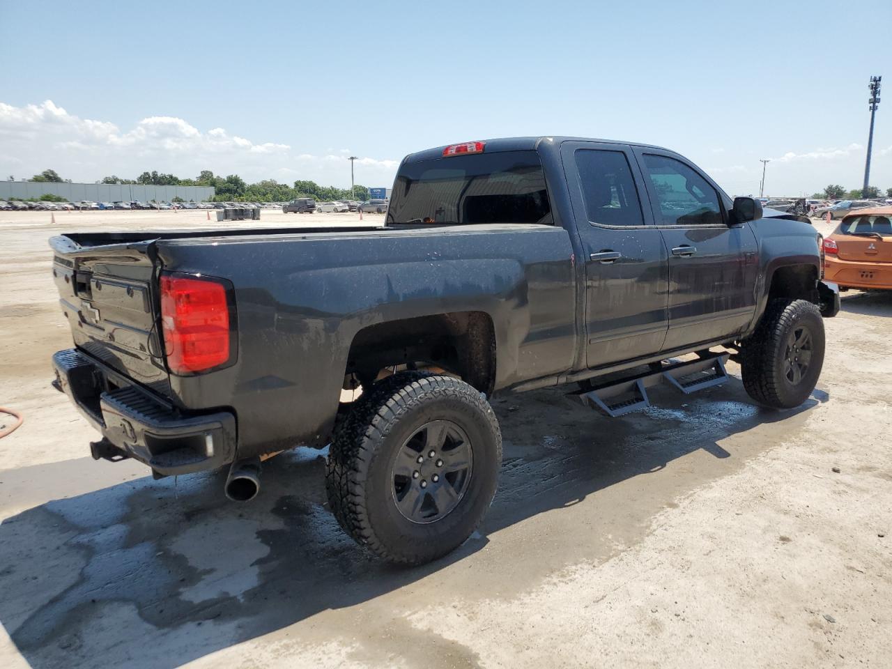 2GCRCPEC6K1111072 CHEVROLET ALL Models 2019