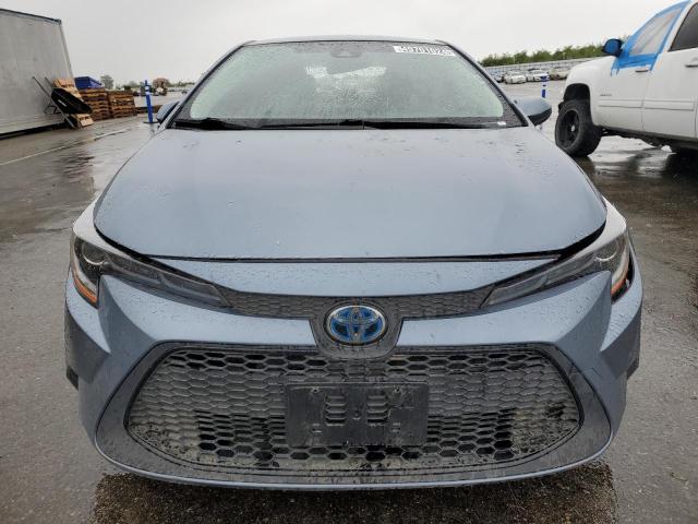 2022 Toyota Corolla Le VIN: JTDEAMDE0NJ042007 Lot: 49701024