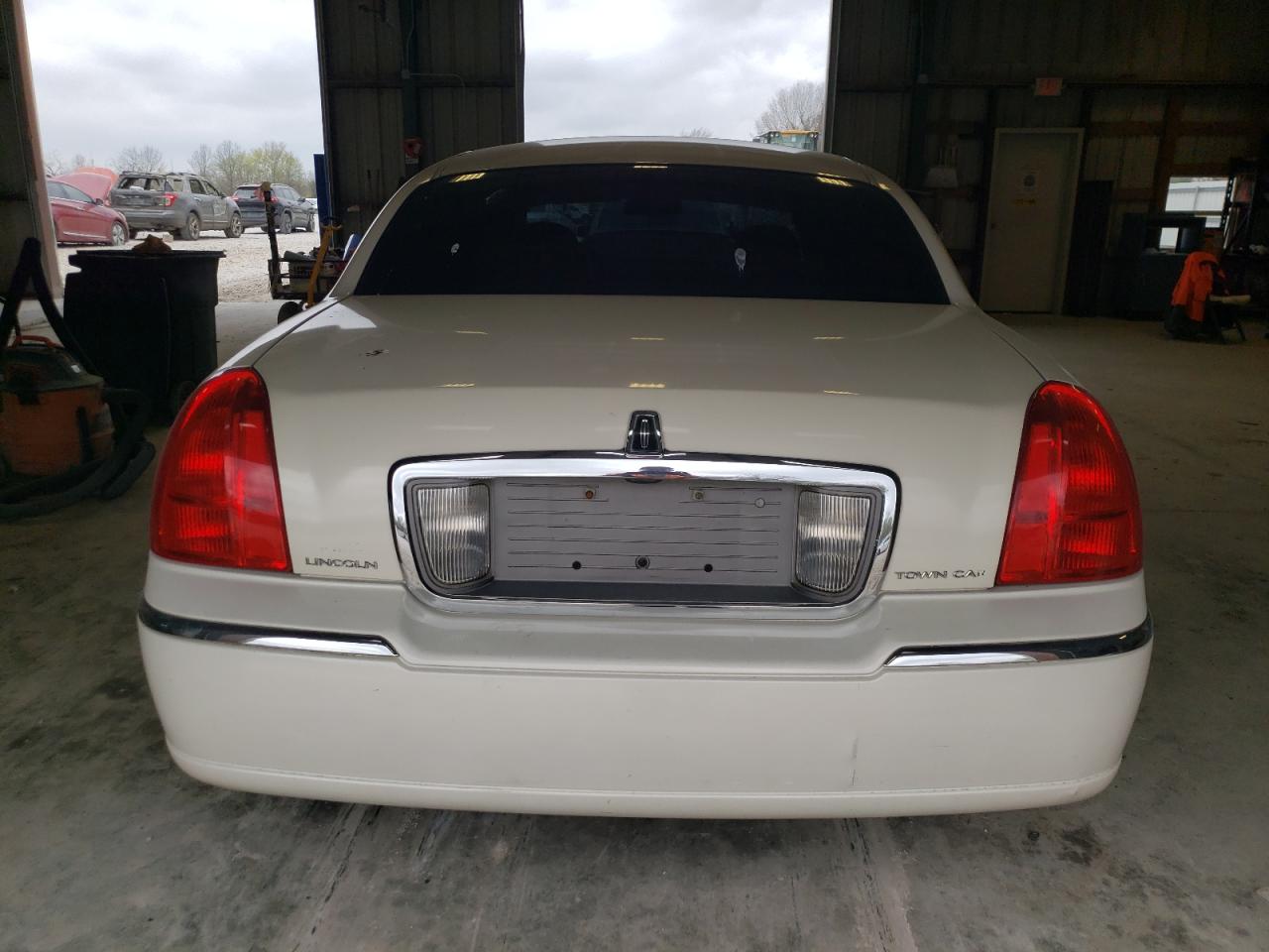 1LNHM81V77Y627771 2007 Lincoln Town Car Signature