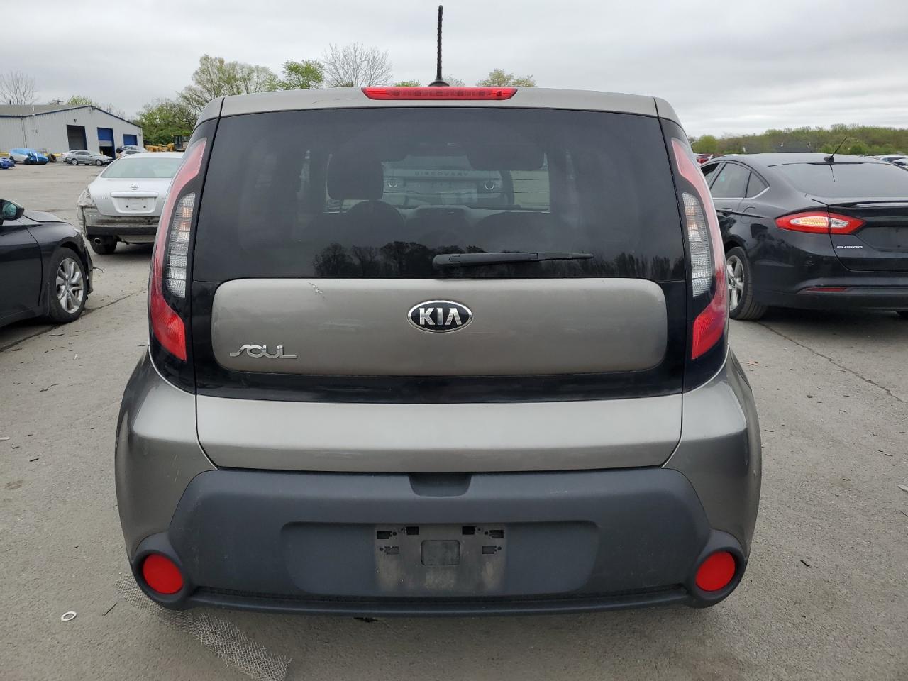 KNDJN2A26G7364023 2016 Kia Soul