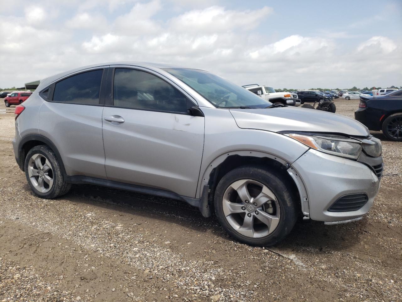 2019 Honda Hr-V Lx vin: 3CZRU5H3XKG716095