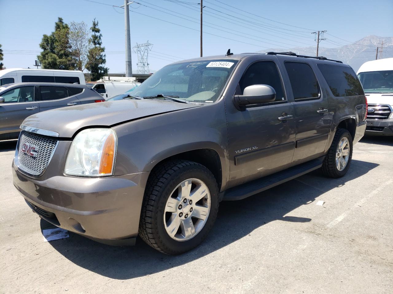 1GKS1HE03BR280352 2011 GMC Yukon Xl C1500 Sle