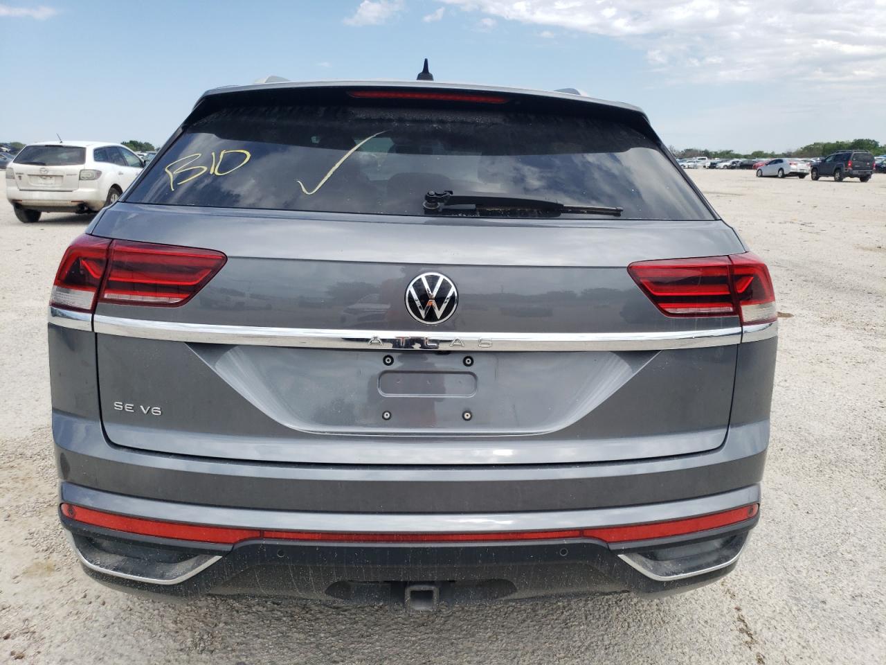 2020 Volkswagen Atlas Cross Sport Se vin: 1V2YE2CA8LC215972