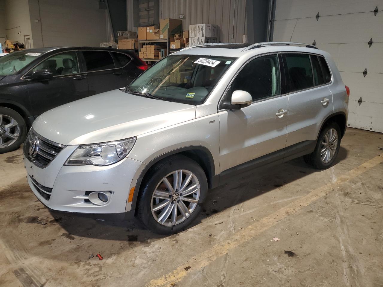 WVGAV7AX1AW533091 2010 Volkswagen Tiguan S