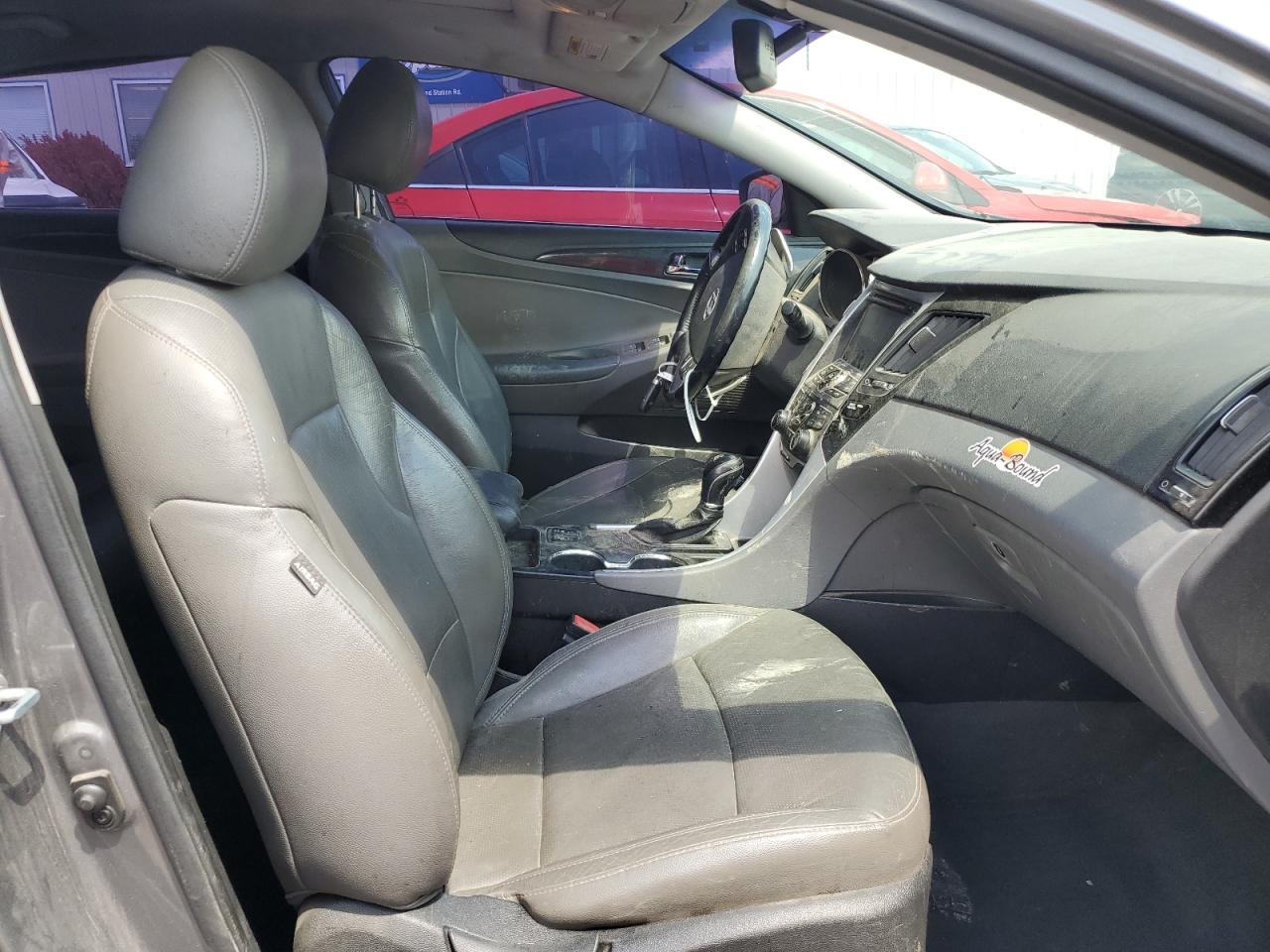 5NPEC4AB0DH575857 2013 Hyundai Sonata Se