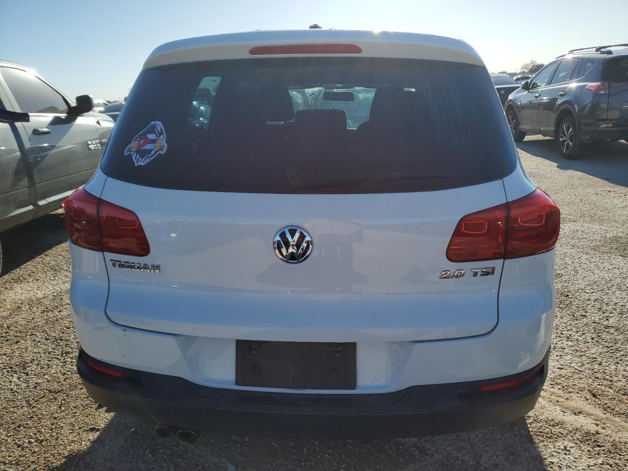 2013 Volkswagen Tiguan S vin: WVGAV7AX3DW541634