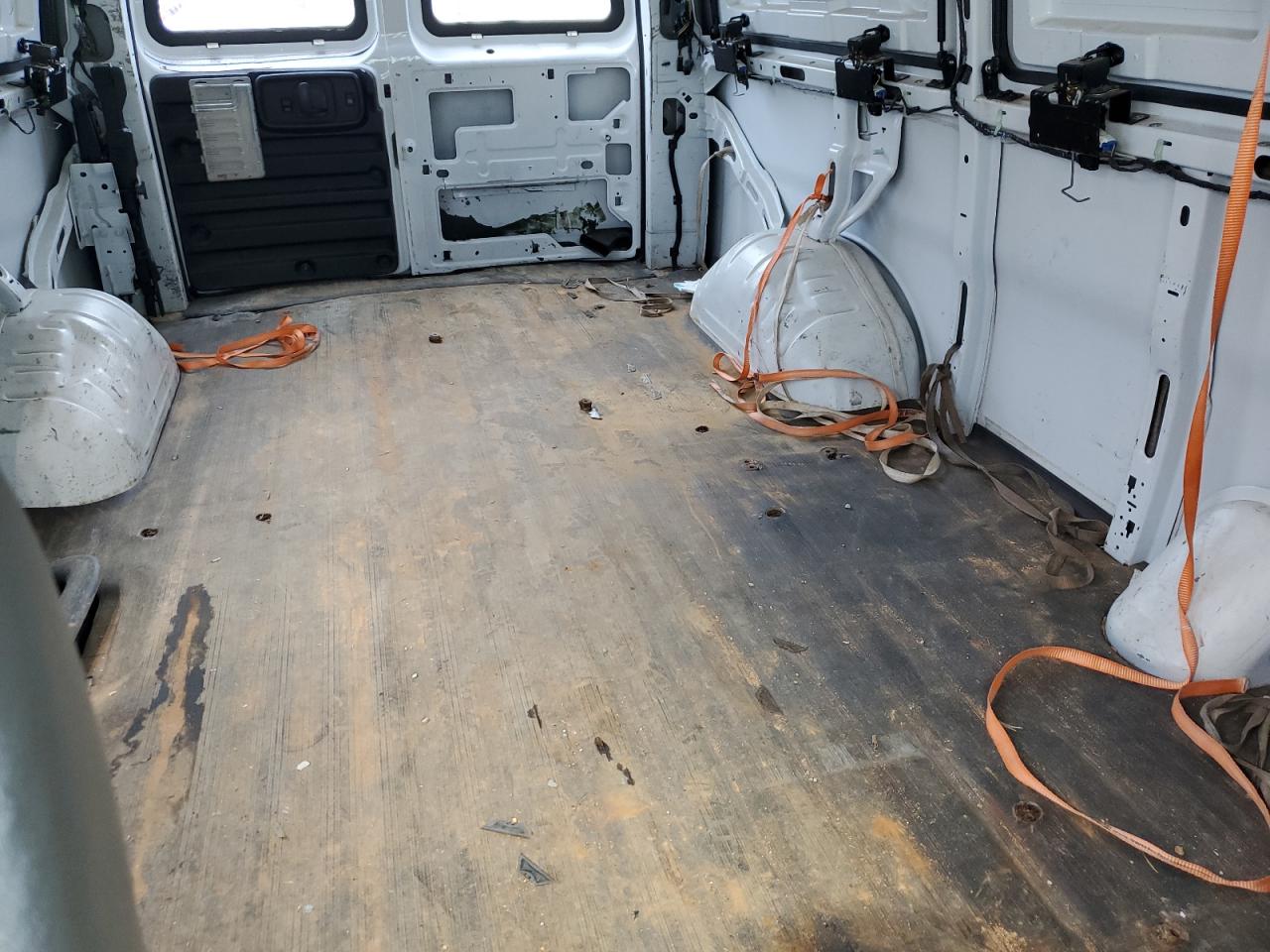 1GCHG35U341116045 2004 Chevrolet Express G3500