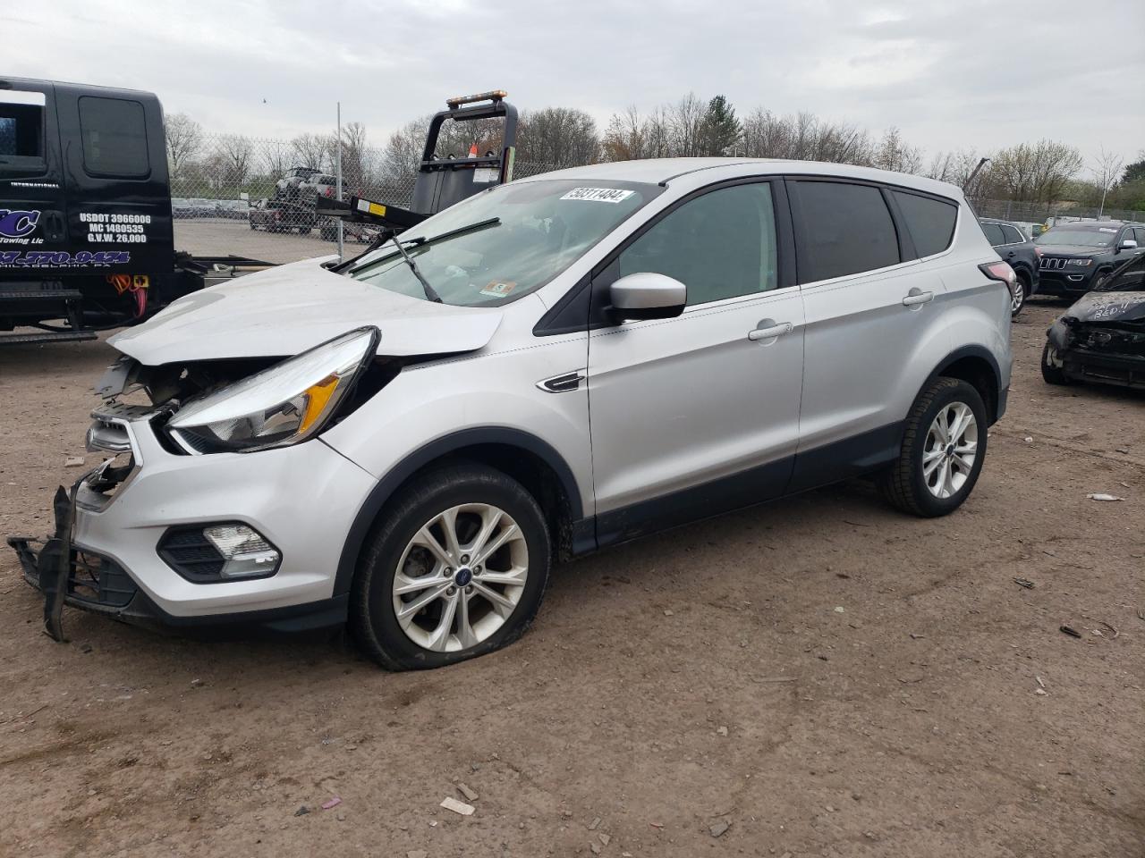 1FMCU9G95HUB67187 2017 Ford Escape Se