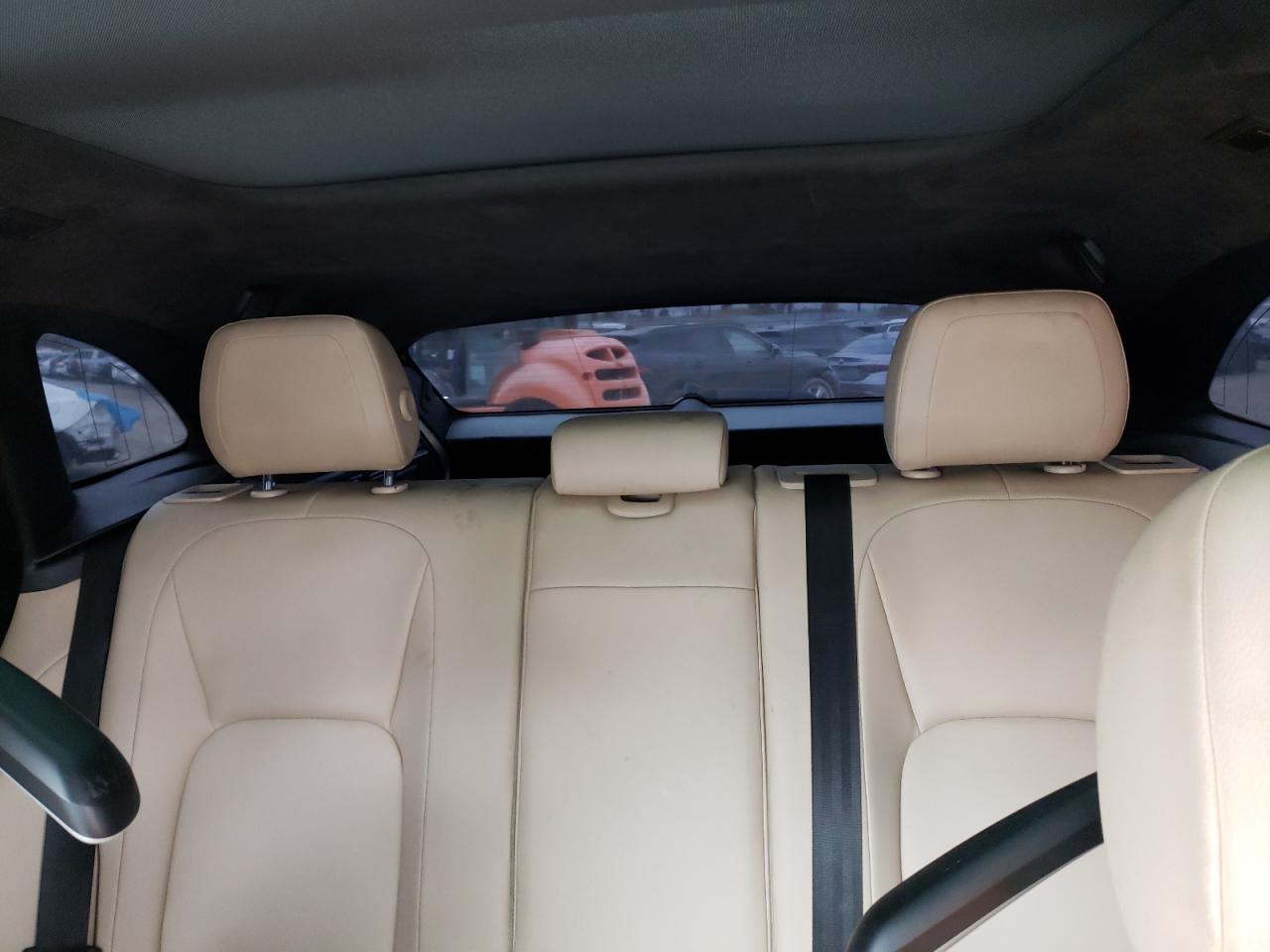 SADCJ2GX3KA396614 2019 Jaguar F-Pace Premium