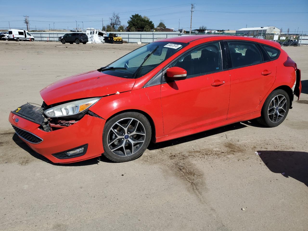 2016 Ford Focus Se vin: 1FADP3K29GL384274