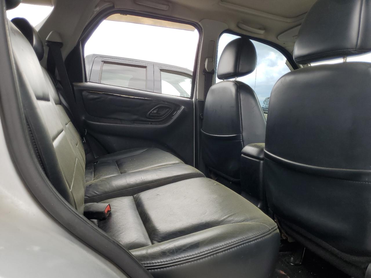 1FMCU941X4KA54470 2004 Ford Escape Limited