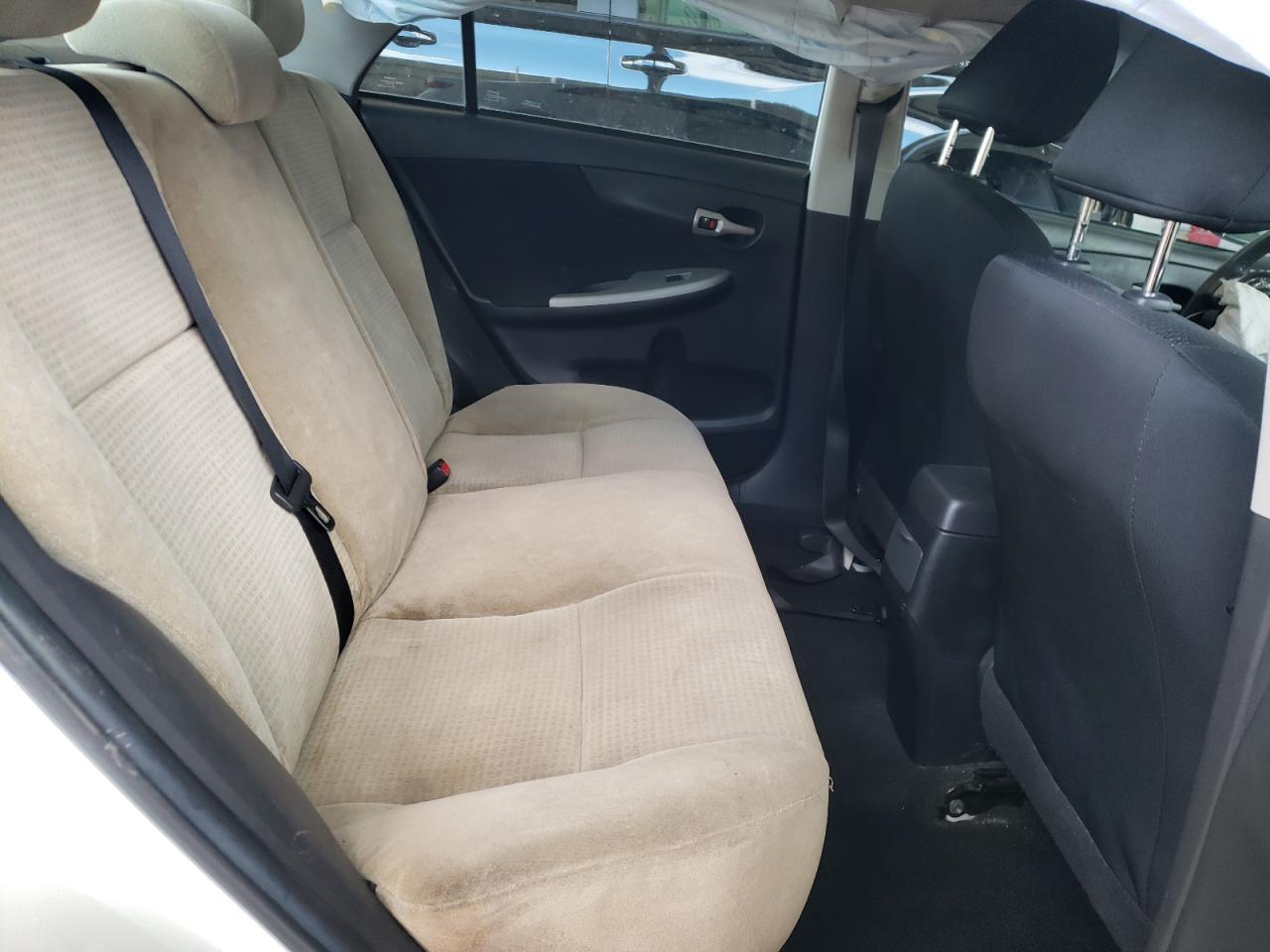 2T1BU4EE7AC500351 2010 Toyota Corolla Base