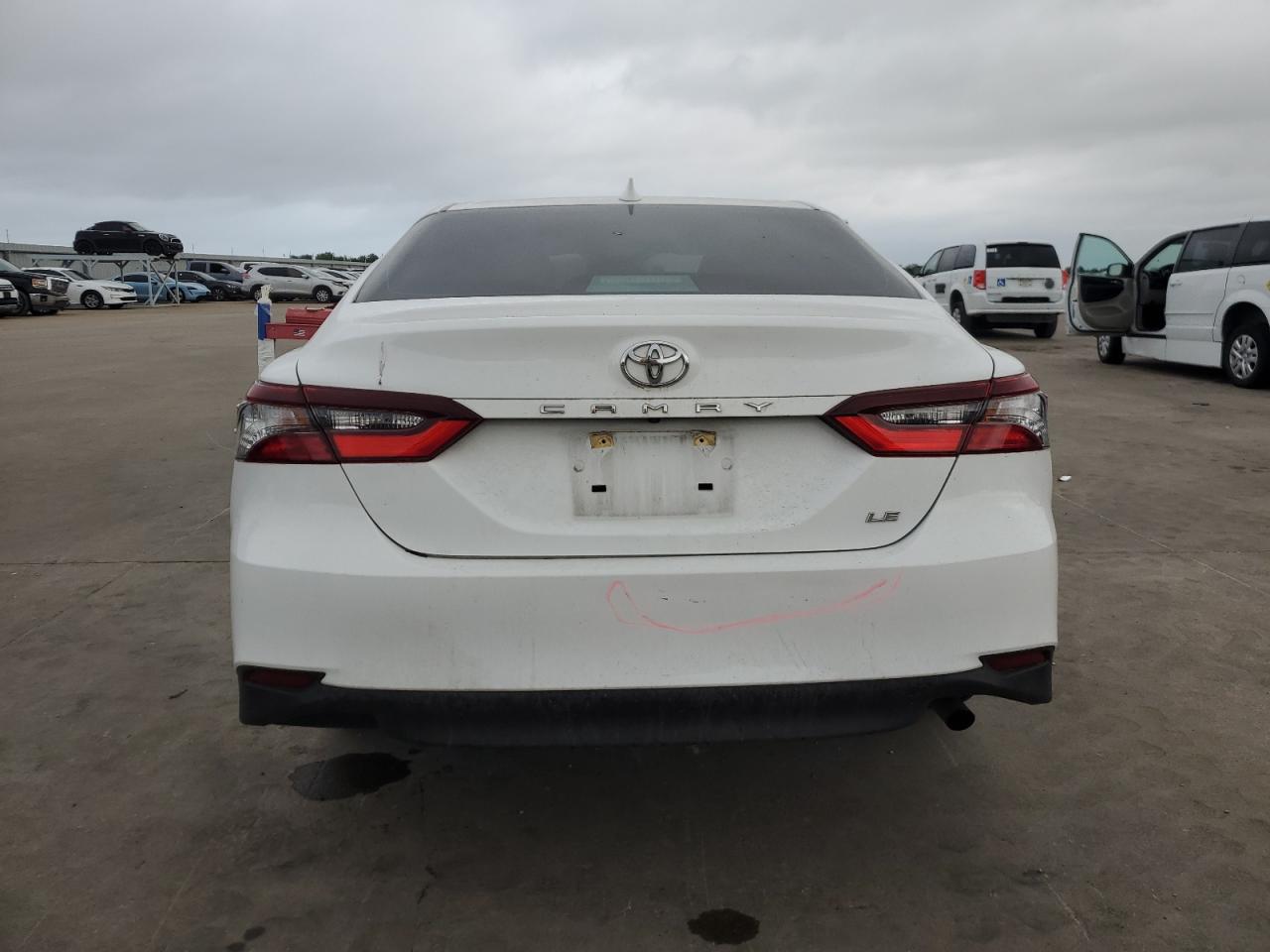 4T1C11AKXMU458736 2021 Toyota Camry Le