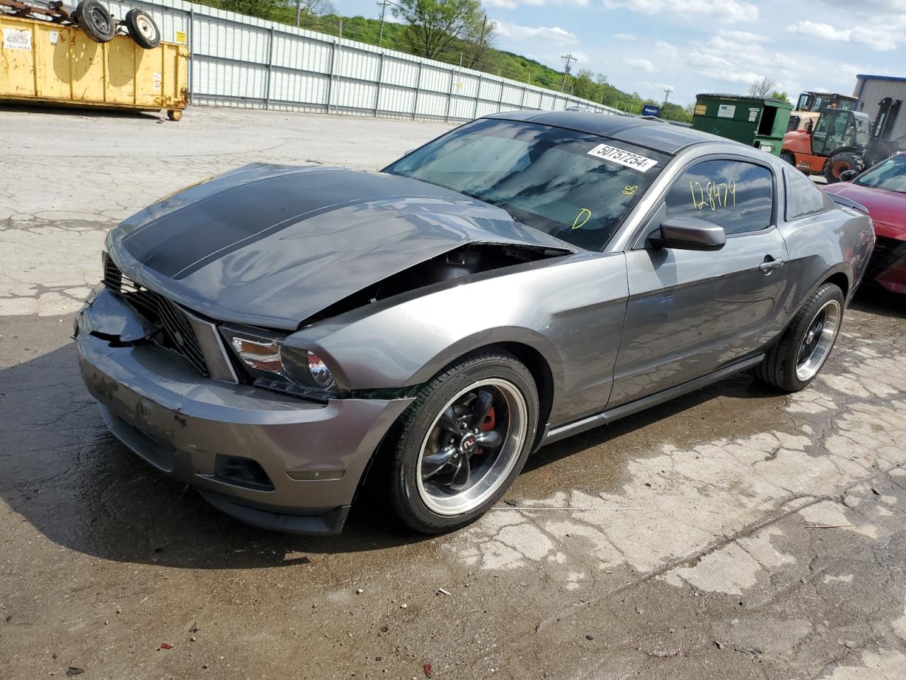1ZVBP8AMXB5101585 2011 Ford Mustang