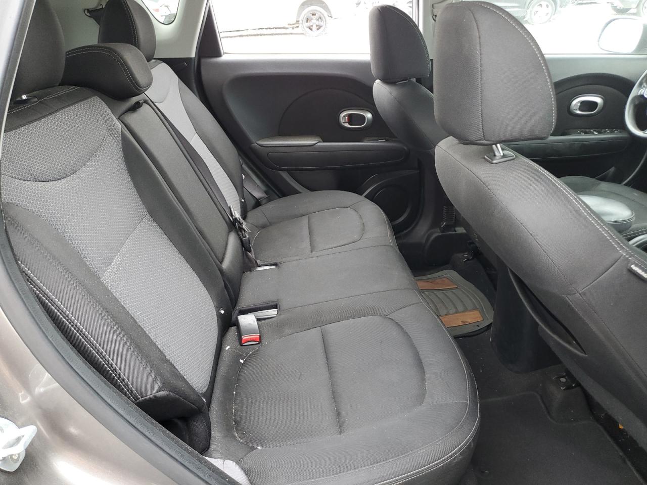 KNDJP3A58K7698914 2019 Kia Soul +