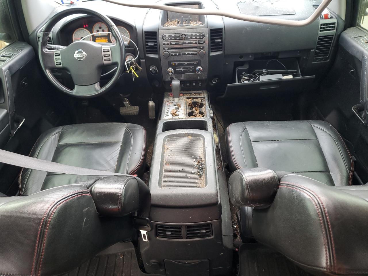 1N6BA0EC2AN315070 2010 Nissan Titan Xe