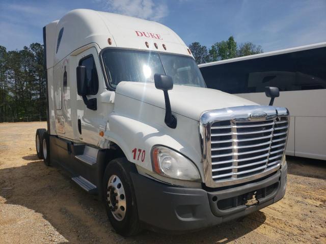 Lot #2492143657 2015 FREIGHTLINER CASCADIA 1 salvage car