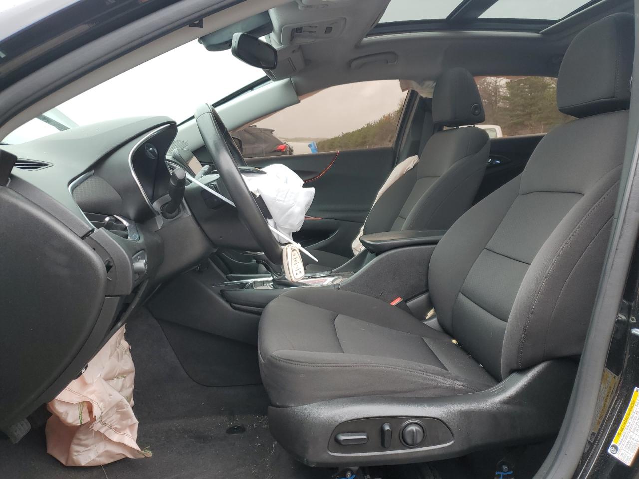 1G1ZD5STXJF294417 2018 Chevrolet Malibu Lt