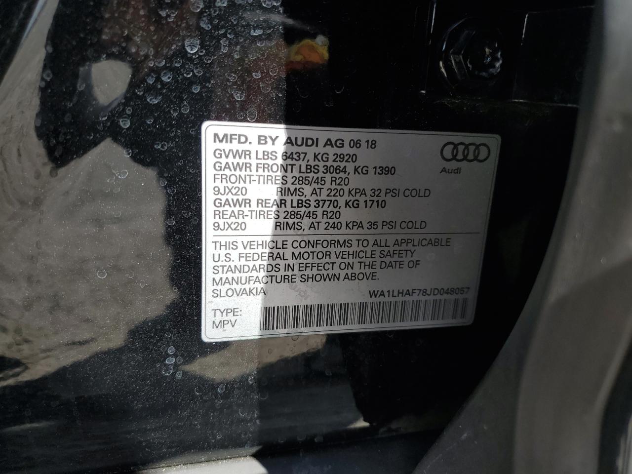 WA1LHAF78JD048057 2018 Audi Q7 Premium Plus